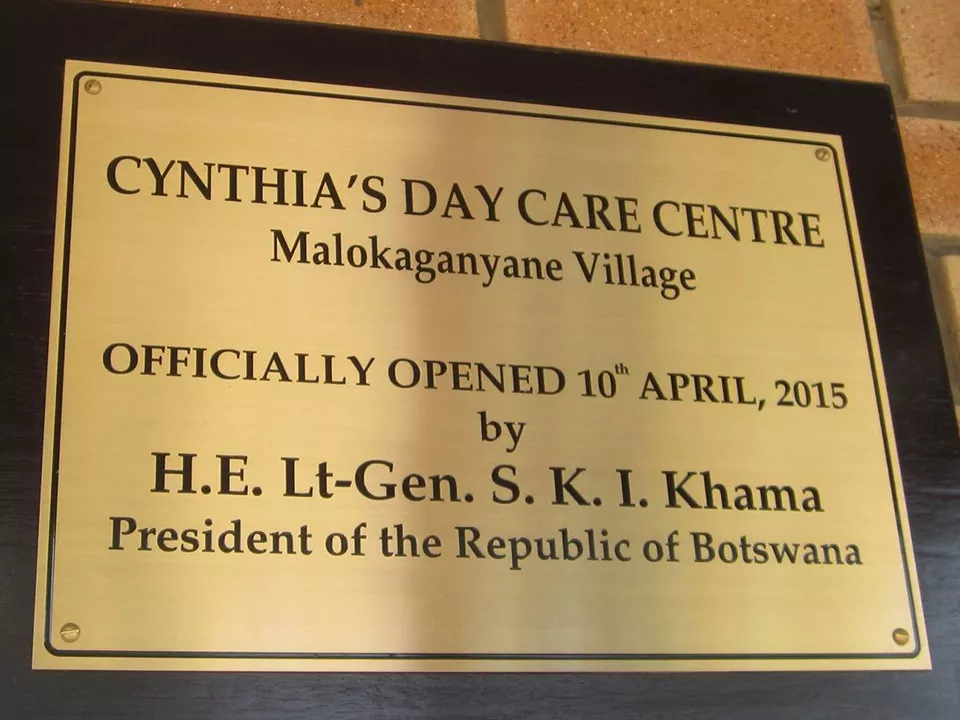 Plaque commemorating the centre's opening